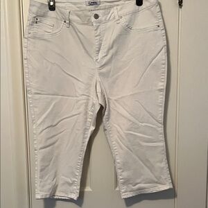 d. jeans white crop Pants